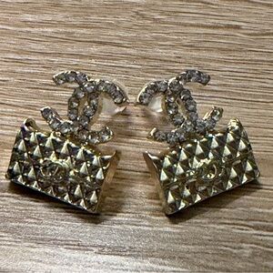 CC Logo And Handbag Charm Studd